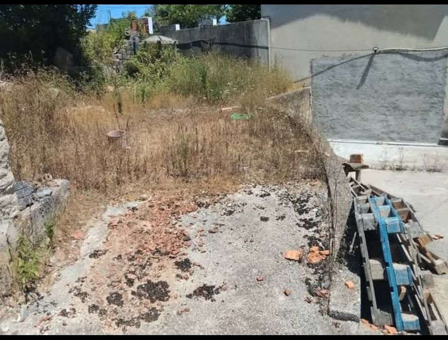 Casa ruínas +terreno