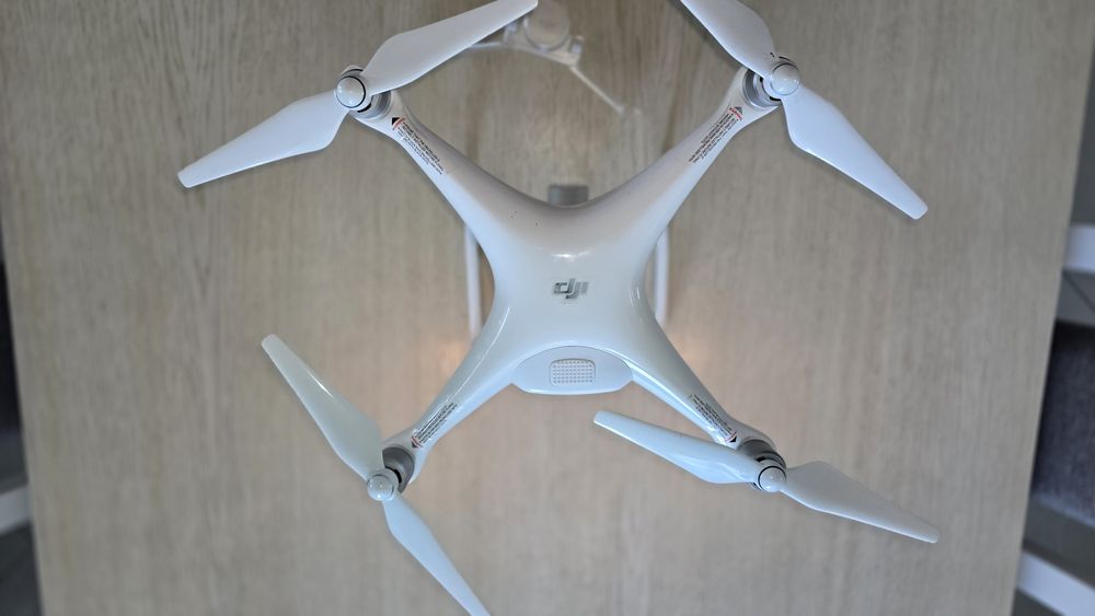Dron Dji phantom 4