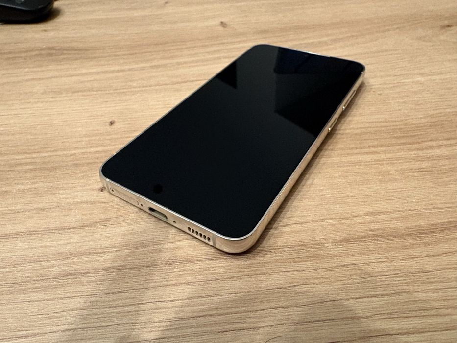 Samsung galaxy s23 128gb stan bardzo dobry