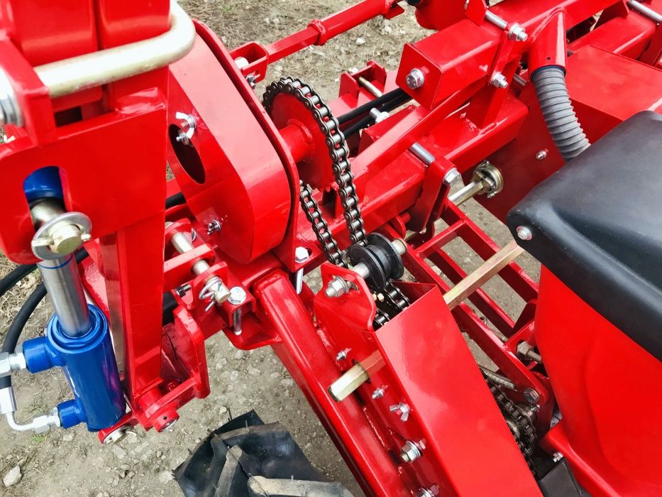 Соняшникова, кукурудзяна сівалка точного висіву УПС 8 завод DEMETRA