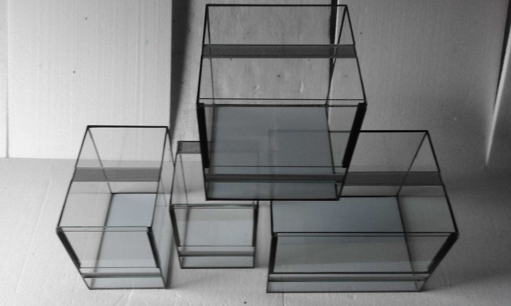 Terrarium 20x20x30 oraz dużo innych na pająki, modliszki, patyczaki...