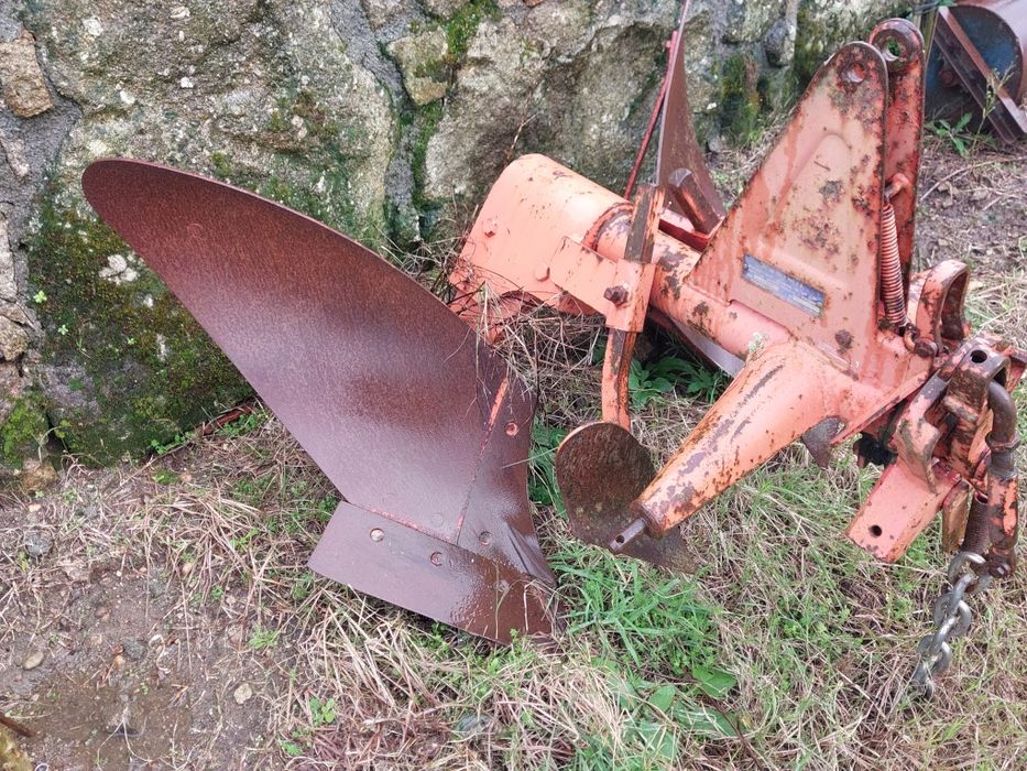 Charrua Agrimil 14” – Reversível – Bom estado