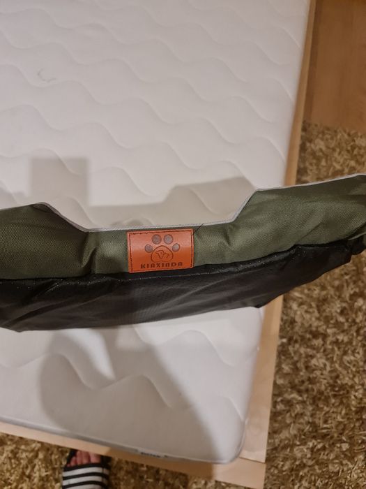 Cama para cão de porte pequeno