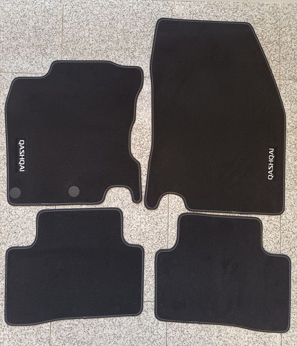 Tapetes NISSAN qashqai .