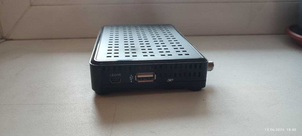 Супутниковий ресівер S2BOX 101