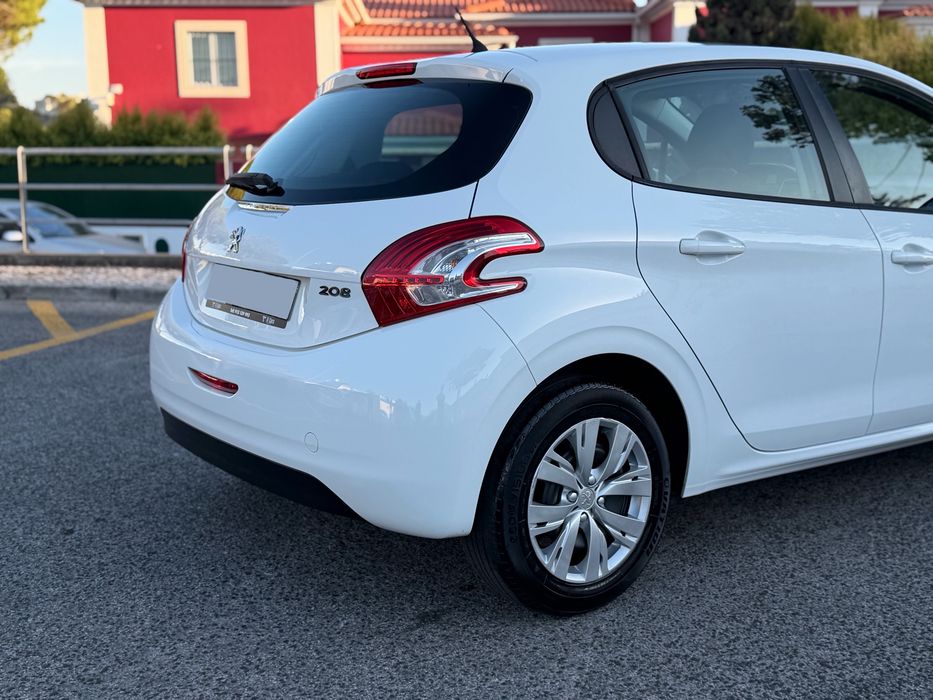Peugeot 208 1.4 Hdi - 2015 - Garantia 18 meses foto 5