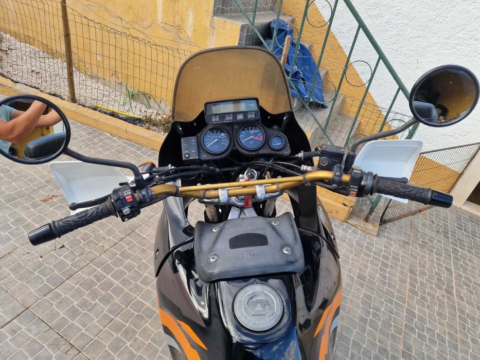 HONDA Africa Twin 750cc