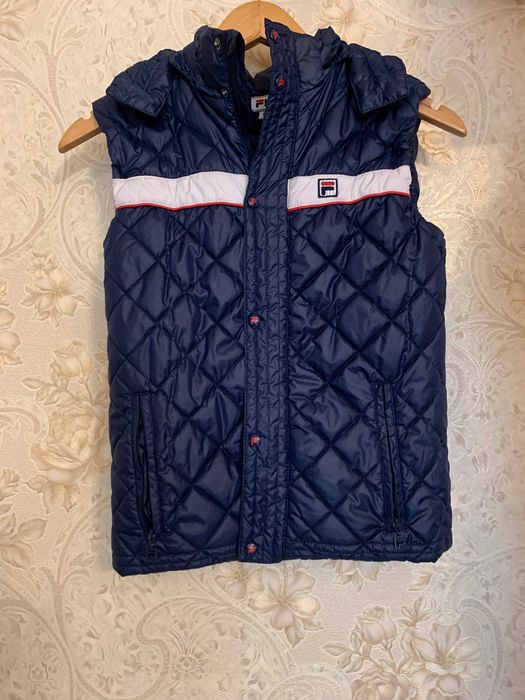 Жилетка Fila, гарна якість зріст 140