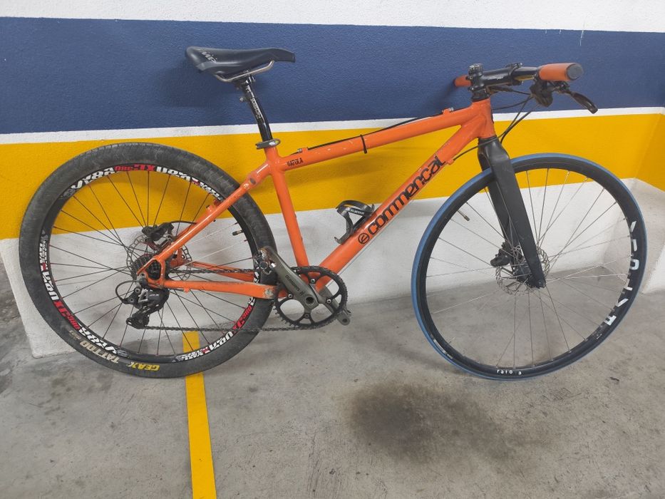 Bicicleta Commencal Absolut MaxMax