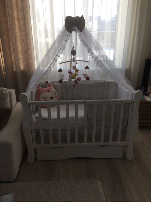 Кроватка на маятниках «Angelo”