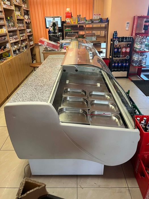 Lada chłodnicza i szafy chłodnicze