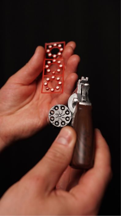 Іграшковий револьвер на пістонах Colt Cobra металевий, сріблястий (пугач)