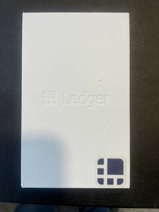 Ledger Nano X - Carteira Fisica de Criptomoedas
