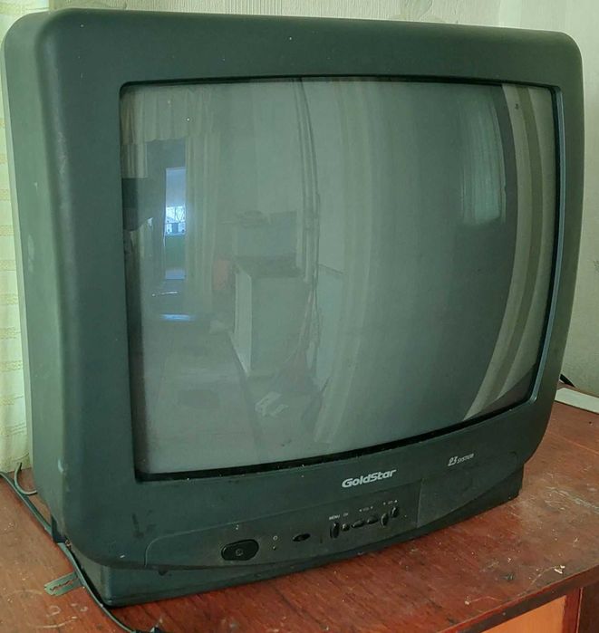 Продам телевизор Gold Star рабочий