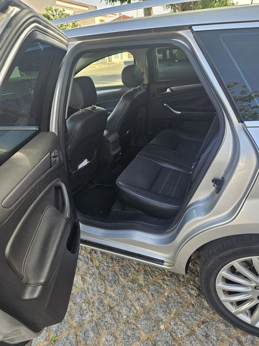 Ford Mondeo titanium 2.0 Tdci