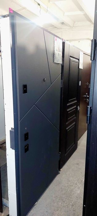 Нові бу розпродаж Вхідні металеві двері входные металлические двери