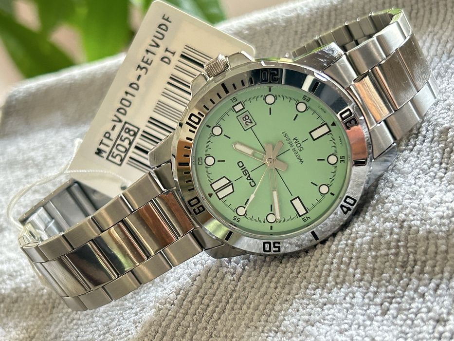 Relógio Casio MTP-VD01D-3E1V