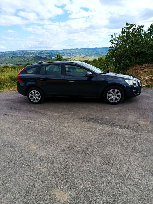 VOLVO V60 D2 1.6