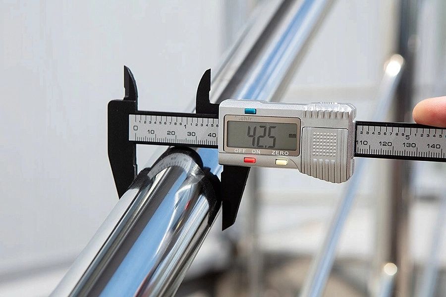 Suwmiarka Cyfrowa 150 Mm, Kompozyt Włókna Węglowego Top Tools 31C621-1