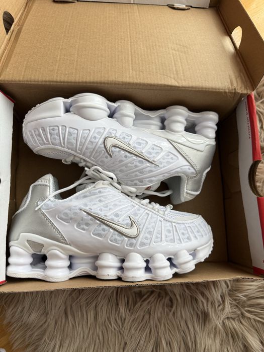 Nike shox białe