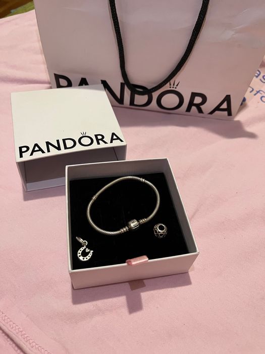 Прикраси від Pandora бу