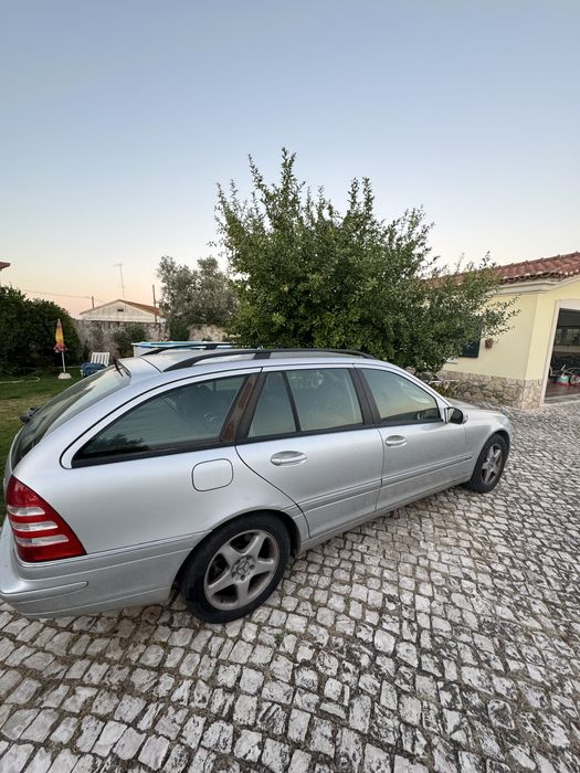 2 viaturas vendidas em conjunto MERCEDES BENZ C220 cdi e VW PASSAT B6