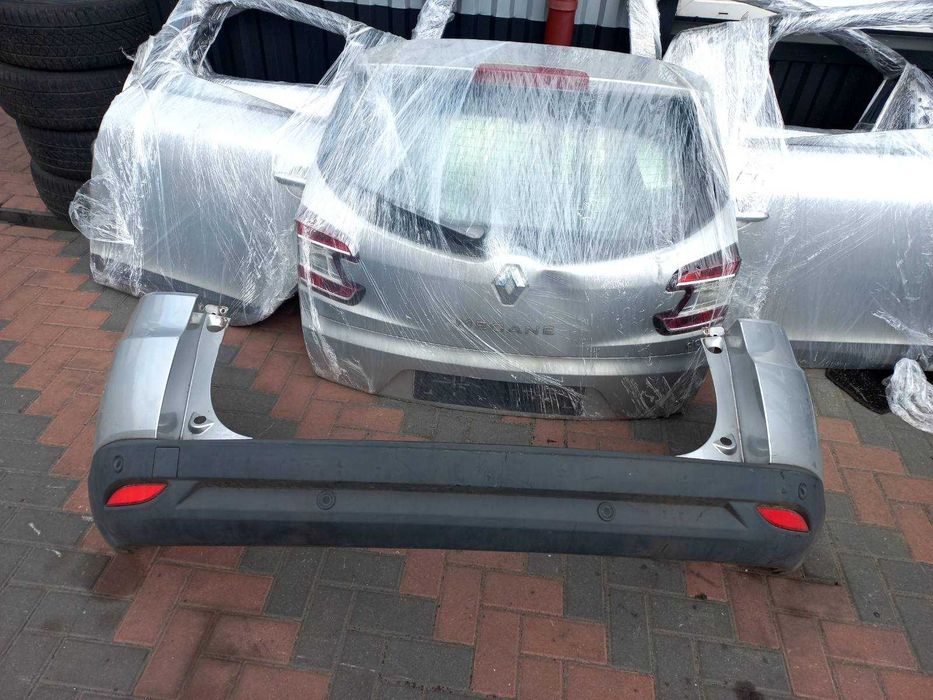 Бампер задній RENAULT MEGANE 3
