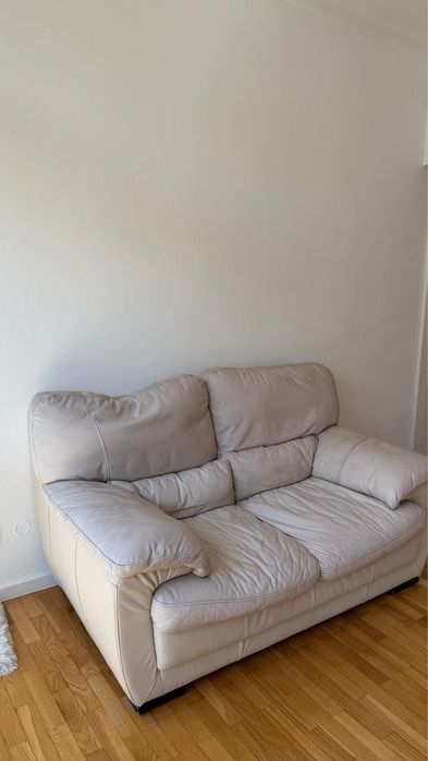 Sofa Dois Lugares Bege