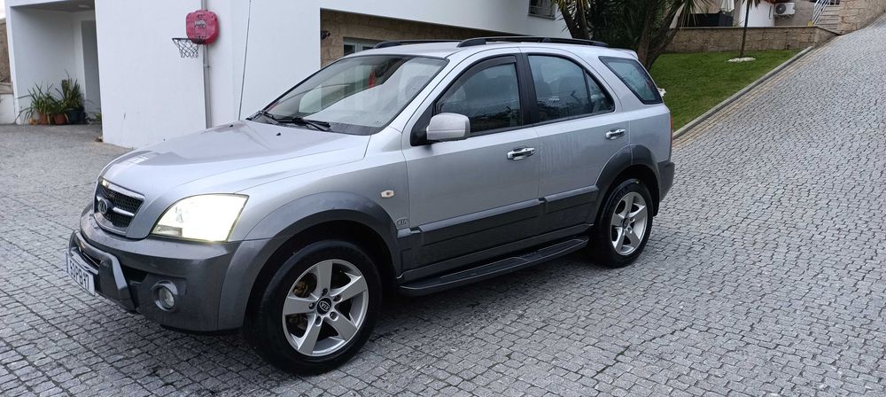 Kia Sorento edição limitada  2.5 diesel Full extras