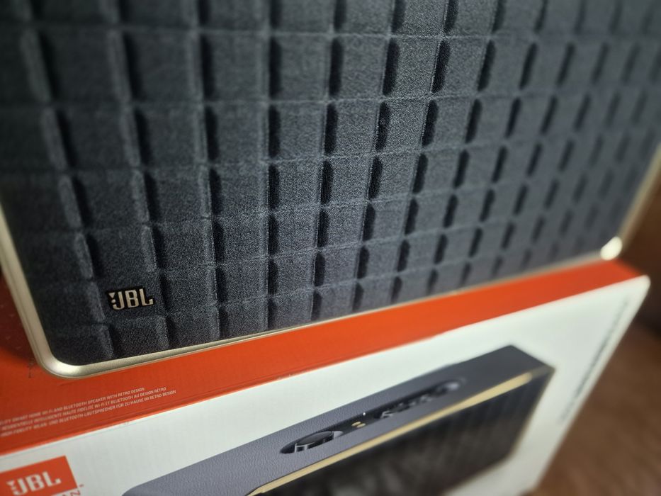 Портативная акустика JBL authentio sound