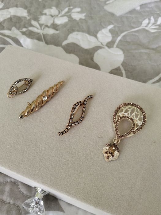 Продам красивейшие броши НЕДОРОГО!!!