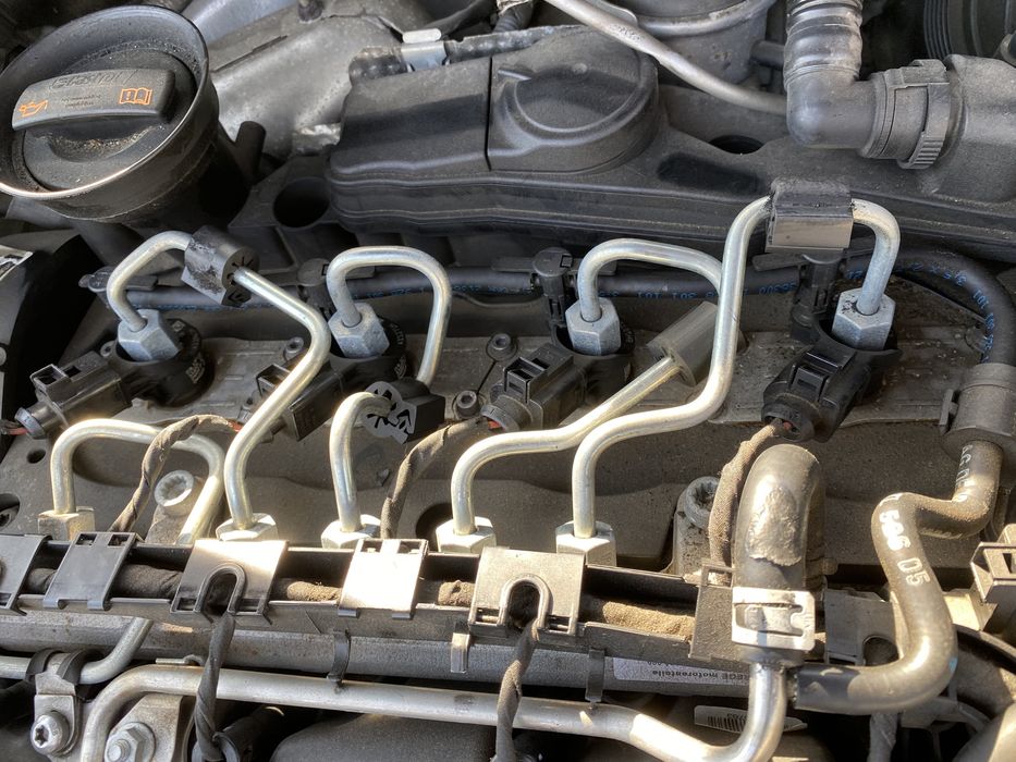 Мотор 2.0 tdi 125kw CEG CBBB двигун двигатель Skoda Volkswagen