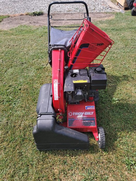 Troy-bilt odkurzacz rębak spalinowy z napędem