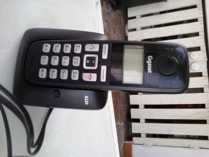 telefones fixos e portáteis telemóveis fones