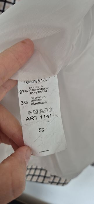 Damska marynarka w kratkę elegancka S