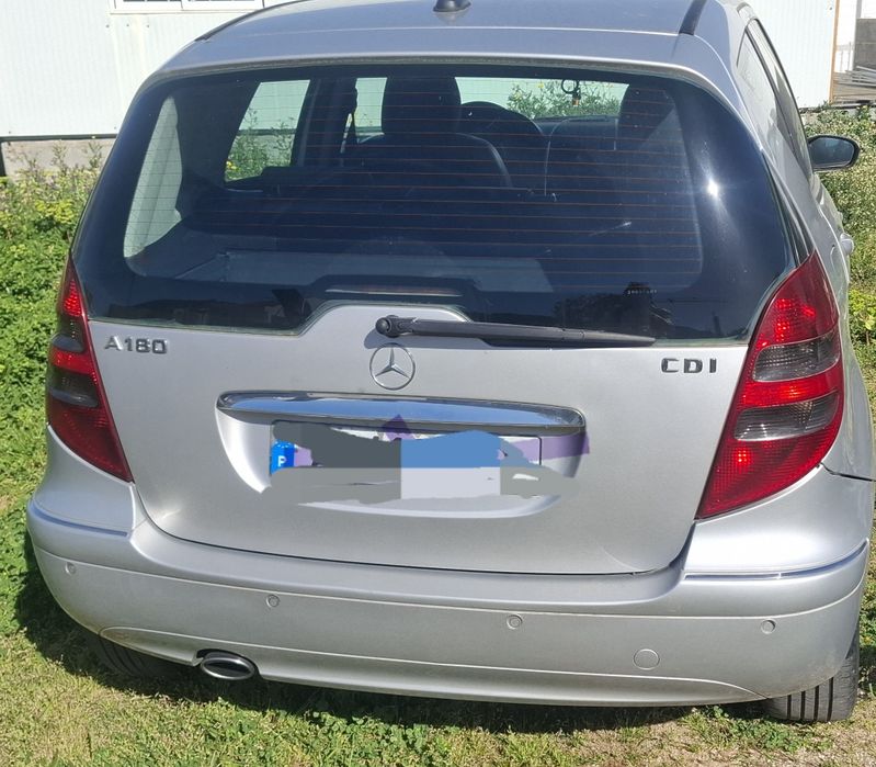 A180 Mercedes Benz - Negociável