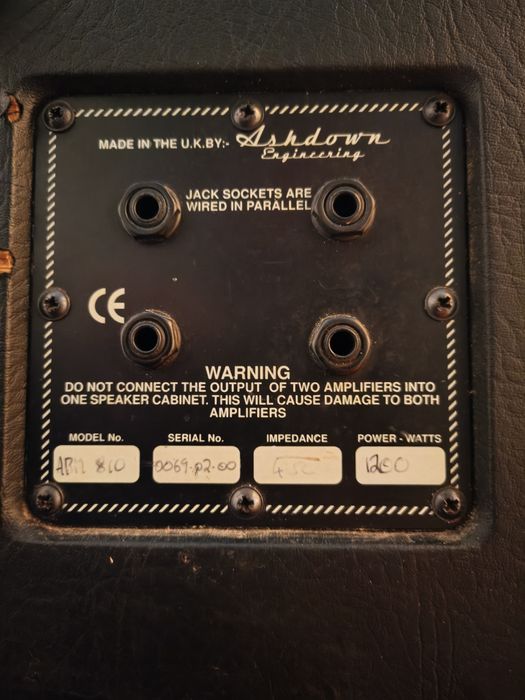 Coluna Ashdown ABM 810