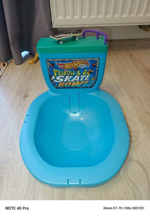 HOT WHEELS SKATE Zestaw tor odjazdowa muszla