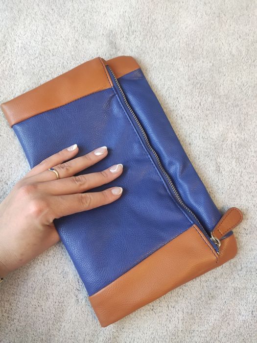 Torebka kopertówka Carry