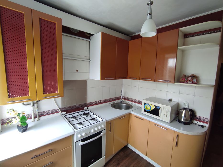 Оренда 2 кімнатна квартира, центр, Україна, площа