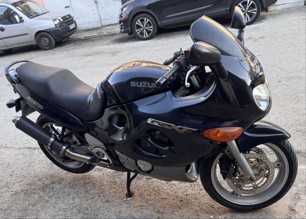 Mota suzuki gxsf 750cc 1999