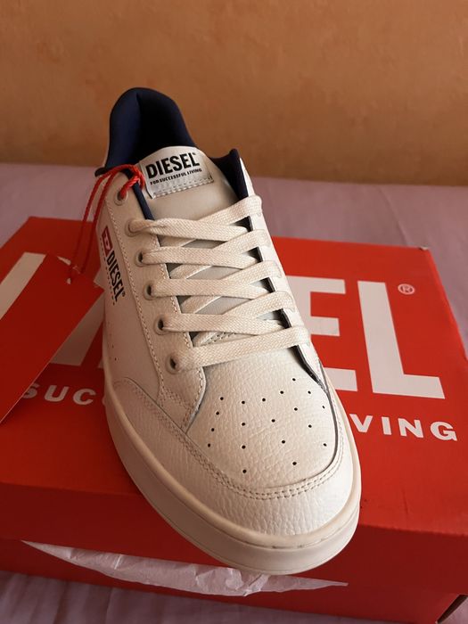 Wyprzedaż sneakersy męskie Diesel.
