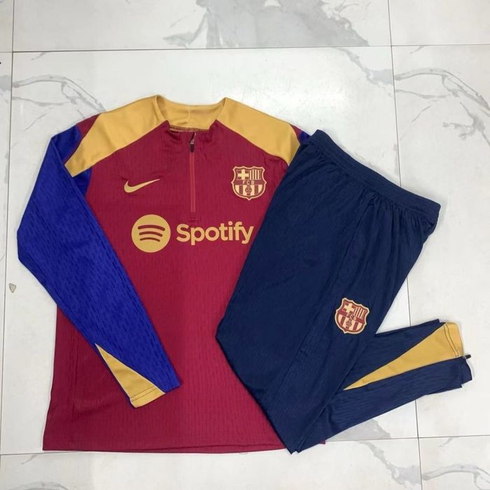 Тренувальний костюм Барселони 24/25 / Fc Barcelona training kit