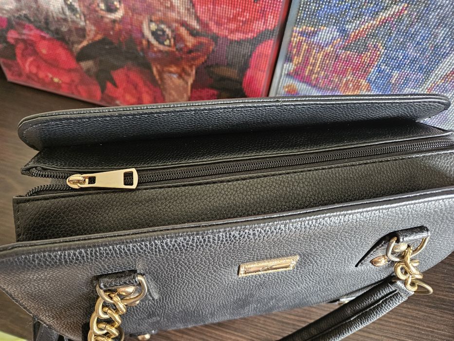 Жіноча сумка чорна