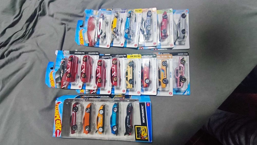 Hot Wheels lote pra despachar