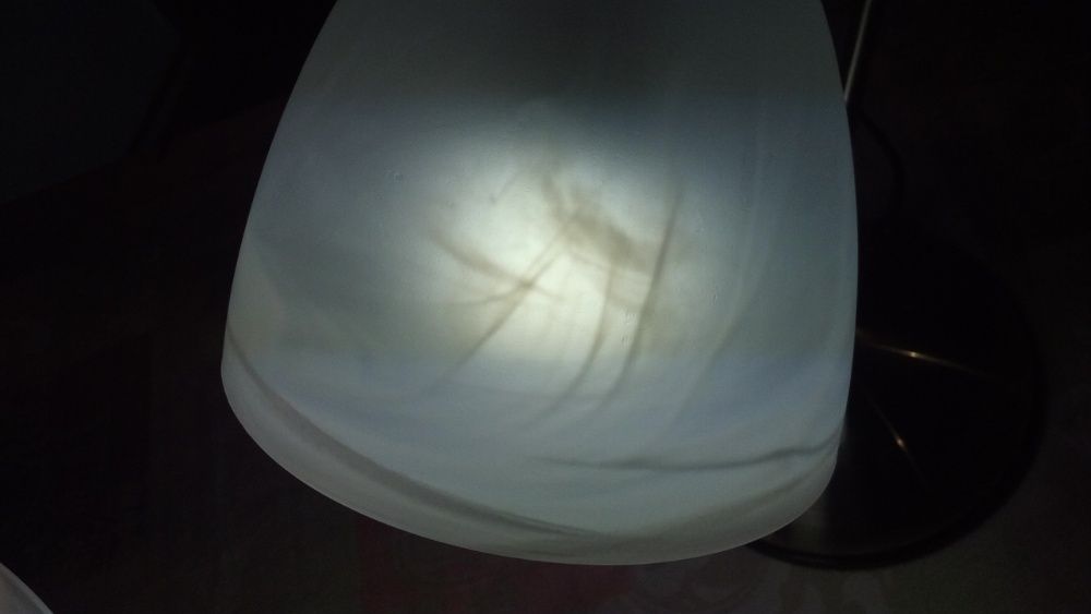 Elegantes e invulgares candeeiros p/ secretária e mesinha de cabeceira