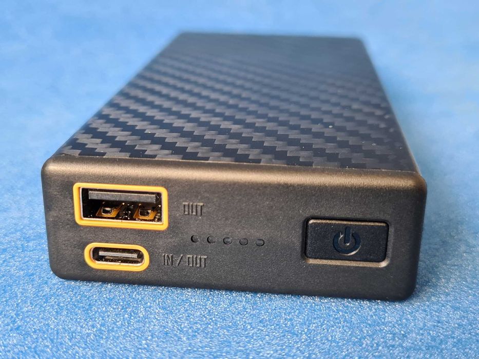 Power Bank Nitecore CARBO 10000 • CARBO 20000 - Зарядний Пристрій