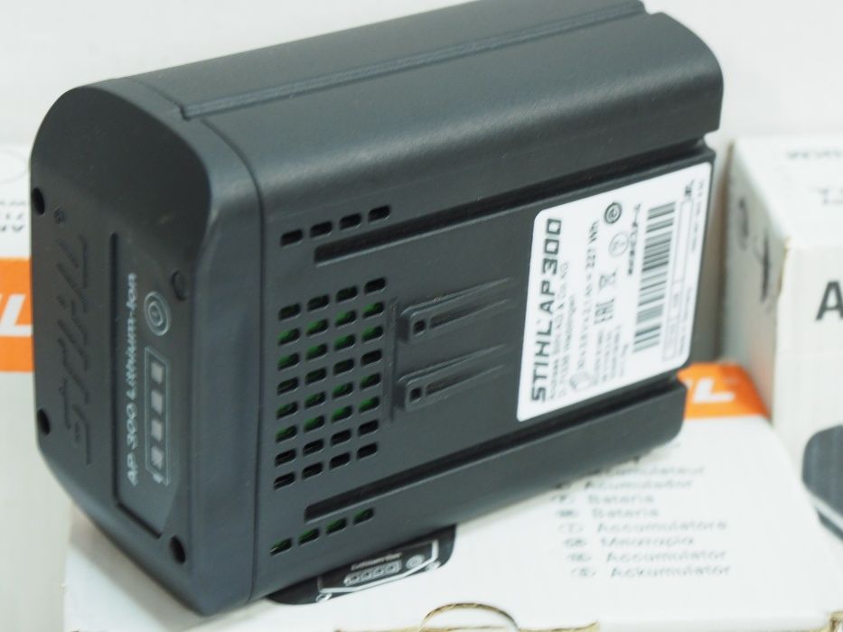 Akumulator STIHL AP 300 bateria pilarka kosa pila kosiarka 36v 6ah