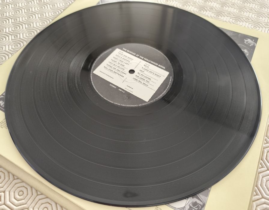 The Beatles - At The Hollywood Bowl LP