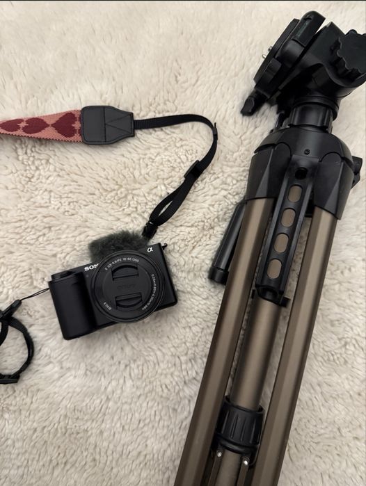 Sony ZV-E10L + gwarancja + statyw GRATIS!